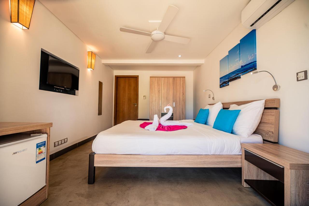 Toparadis Guest House Pereybere Beach Buitenkant foto