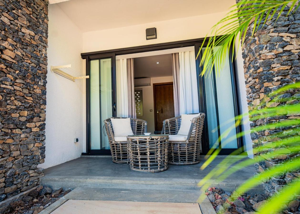 Toparadis Guest House Pereybere Beach Buitenkant foto