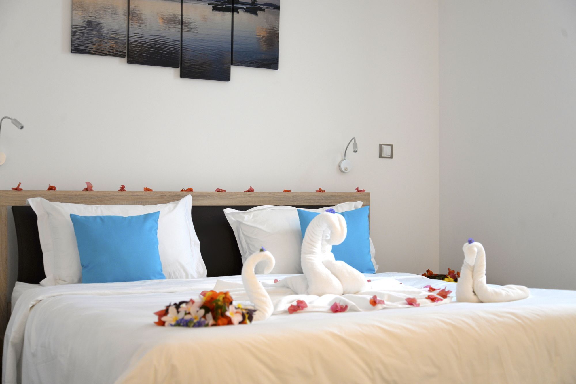 Toparadis Guest House Pereybere Beach Buitenkant foto