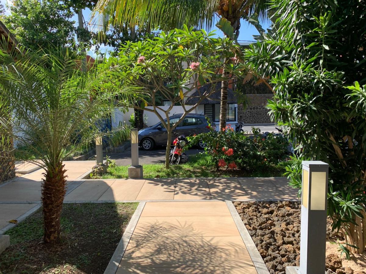 Toparadis Guest House Pereybere Beach Buitenkant foto